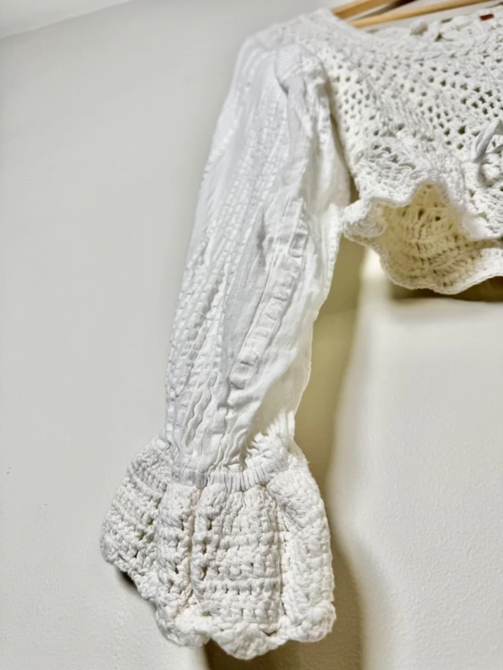 Free People Megan Crochet Top Ivory Boho Long Sleeve Blouse Cutout Sz M